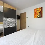 Relax 3&4 *
