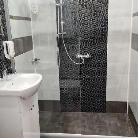 Апартаменти Relax 3&4 *